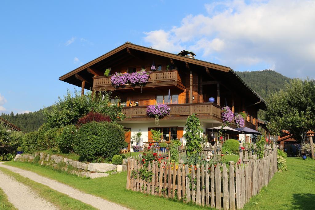 Gaestehaus Schoenfeld Reit im Winkl Buitenkant foto